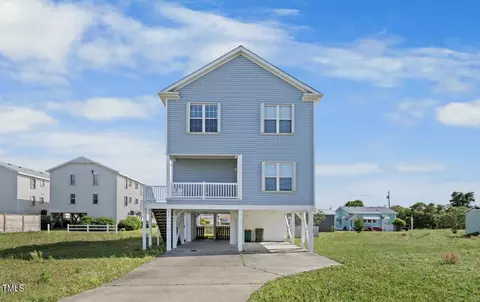 111 Hanby Ave, Carolina Beach, NC 28428