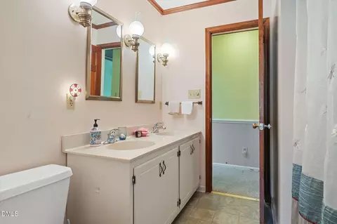 Bath - 3007 Red Cir, Willow Spring, NC 27592 photo 1 of 5