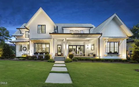 805 Journeys Rest Ln, Apex, NC 27523