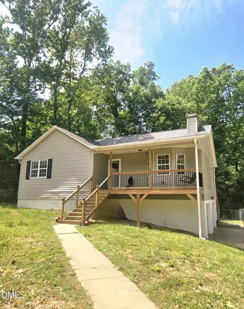 128 Meadow Wood Dr, Thomasville, NC 27360