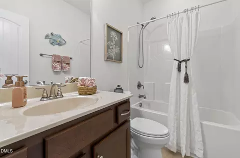 Bath - 20 Deep Clay Cir, Angier, NC 27501 photo 4 of 4