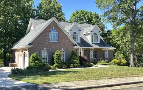 1411 Greystone Dr, Graham, NC 27253