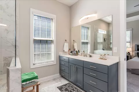 Bath - 2104 Maplemere Ct, Durham, NC 27703 photo 1 of 2