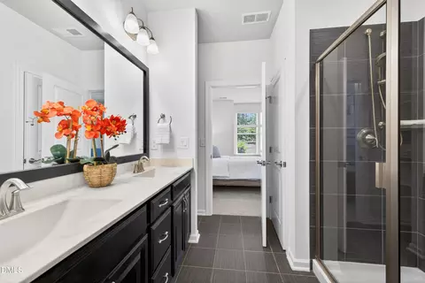 Bath - 1212 Morrison Dr, Durham, NC 27703 photo 2 of 4
