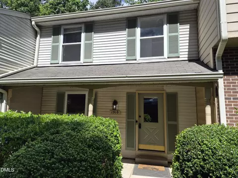 1910 Fox Sterling Dr, Raleigh, NC 27606