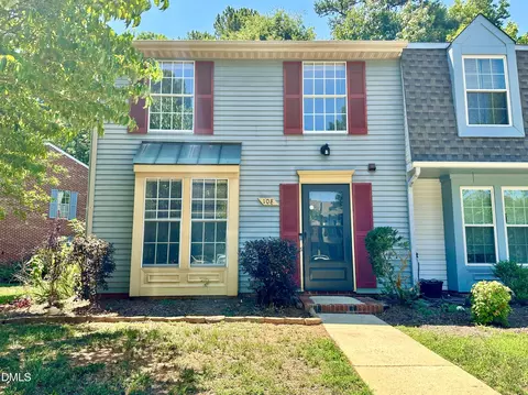 108 E Chalfont Way, Cary, NC 27513
