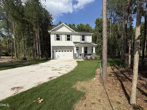 10400 Hamish Dr, Zebulon, NC 27597