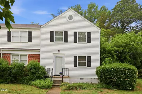 1107 Nichols Dr, Raleigh, NC 27605