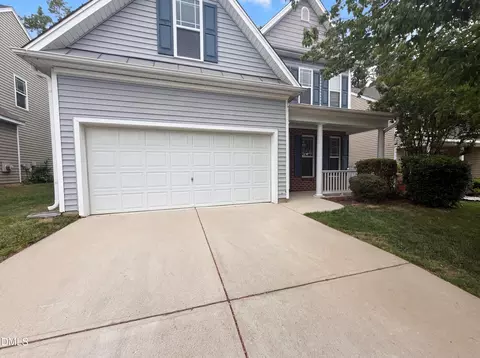 3221 Sunbright Ln, Raleigh, NC 27610