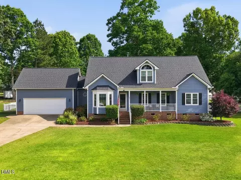 107 Gibbons Dr, Garner, NC 27529