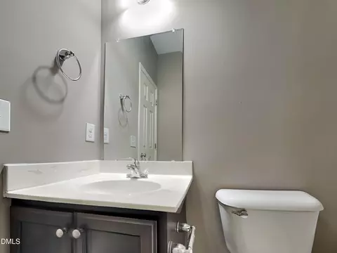Bath - 148 Adelaide Dr, Garner, NC 27529 photo 3 of 4