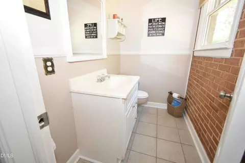 Bath - 2517 Ferrell Rd, Durham, NC 27704 photo 5 of 5
