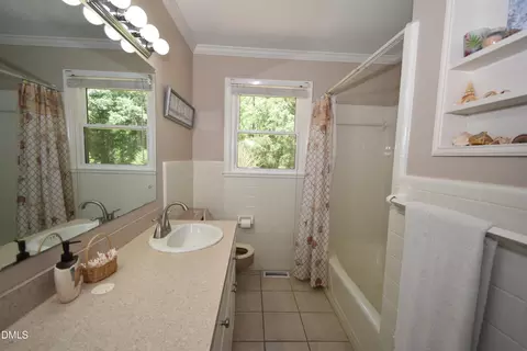 Bath - 2517 Ferrell Rd, Durham, NC 27704 photo 3 of 5