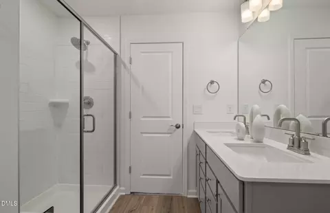 Bath - 610 Timber Terrace Dr, Durham, NC 27704 photo 1 of 4