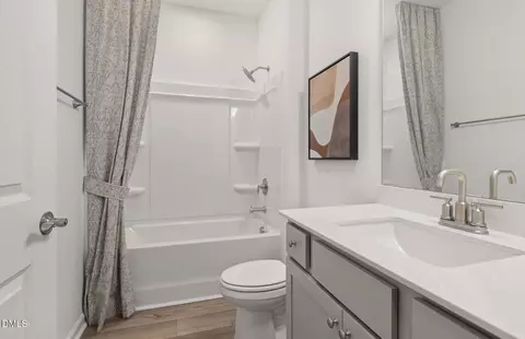 Bath - 610 Timber Terrace Dr, Durham, NC 27704 photo 4 of 4