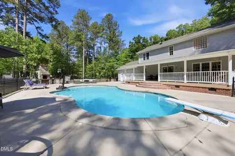 6200 Cricket Creek Ln, Oxford, NC 27565