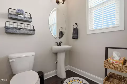 Bath - 436 Bridgeton Ave, Wake Forest, NC 27587 photo 3 of 4