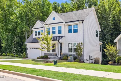 127 Dunloe Loop, Raleigh, NC 27603 photo 5