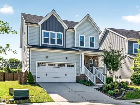 2516 Glade Mill Ct, Fuquay Varina, NC 27526