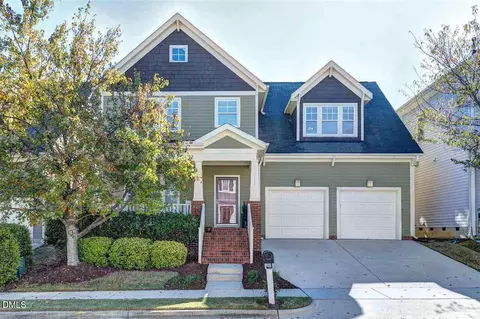 117 Naperville Dr, Cary, NC 27519