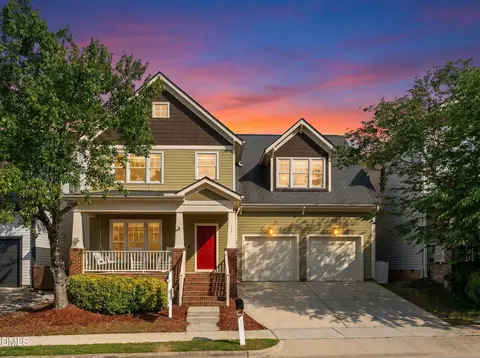 117 Naperville Dr, Cary, NC 27519