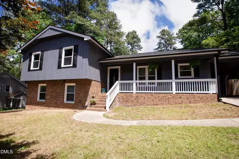 604 Colchester Dr, Knightdale, NC 27545