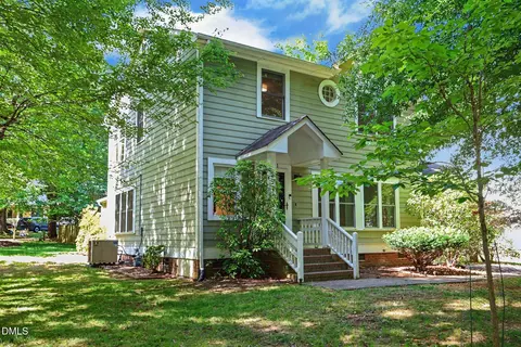 2001 Pathway Dr, Chapel Hill, NC 27516