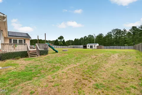 Exterior - 156 Sandee Dr, Angier, NC 27501 photo 4 of 5