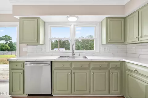 Kitchen - 156 Sandee Dr, Angier, NC 27501 photo 5 of 5