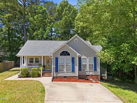 107 Karat Ct, Knightdale, NC 27545