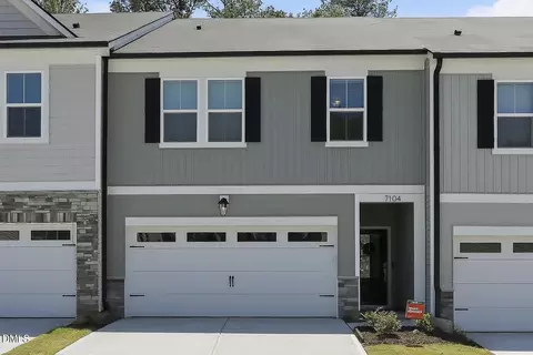 7104 Hubner Pl, Cary, NC 27519