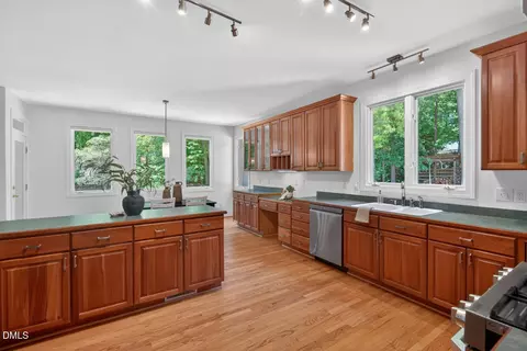 Kitchen - 7 Middlesbrough Ct, Durham, NC 27705 photo 7 of 7
