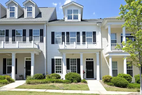 1022 Christopher Dr, Chapel Hill, NC 27517