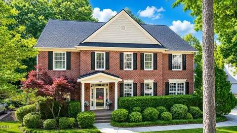 109 Arlen Park Pl, Holly Springs, NC 27540