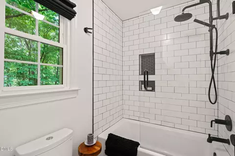 Bath - 102 Ormsby Ct, Cary, NC 27519 photo 5 of 5
