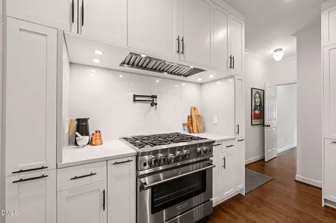 Kitchen - 102 Ormsby Ct, Cary, NC 27519 photo 7 of 9