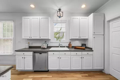 Kitchen - 42 Cheswick Pl, Durham, NC 27707 photo 3 of 6