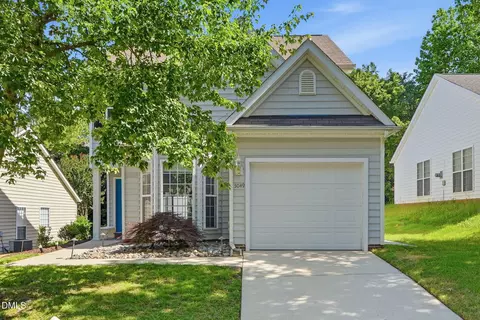 5049 Delta Lake Dr, Raleigh, NC 27612