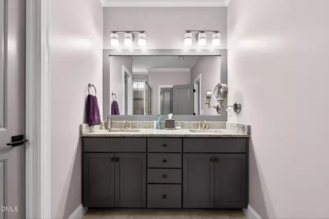 Bath - 221 Misty Moonlight Dr, Willow Spring, NC 27592 photo 4 of 6