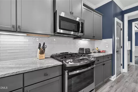 Kitchen - 221 Misty Moonlight Dr, Willow Spring, NC 27592 photo 6 of 7