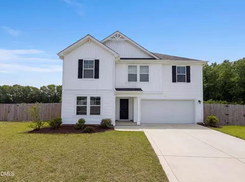 159 Newcastle Ct, Raeford, NC 28376
