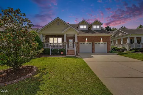 808 Canyoncreek Ln, Fuquay Varina, NC 27526