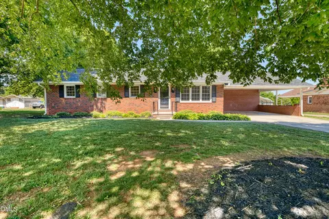 209 N Wilkins Rd, Haw River, NC 27258