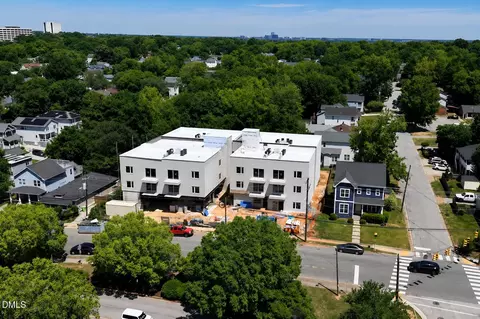 709 E Lenoir St #206, Raleigh, NC 27601
