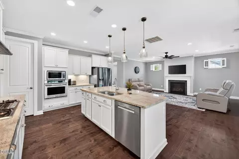 1203 Steinbeck Dr, Durham, NC 27703 photo 9