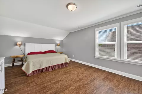 1203 Steinbeck Dr, Durham, NC 27703 photo 32