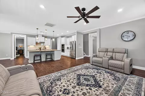 1203 Steinbeck Dr, Durham, NC 27703 photo 14