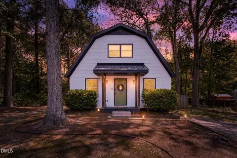 238 E Vance, Zebulon, NC 27597