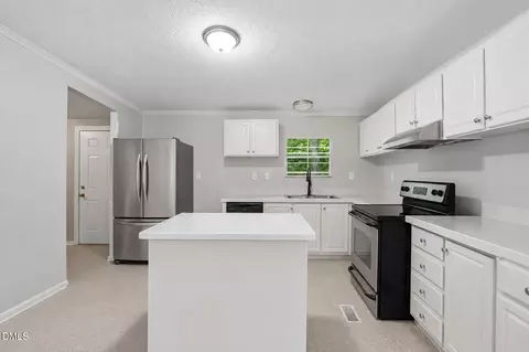 8876 S Creek Rd, Willow Spring, NC 27592 photo 9