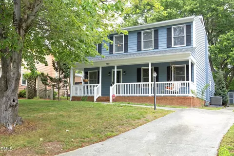 710 Huntington Ct, Burlington, NC 27215